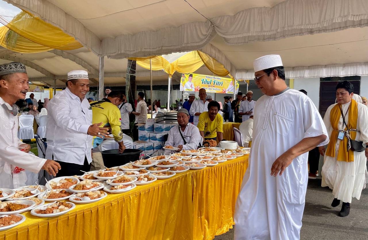 Selesai Salat Idulfitri, Gubernur Kalsel Tinjau Dapur Umum Sekaligus ...