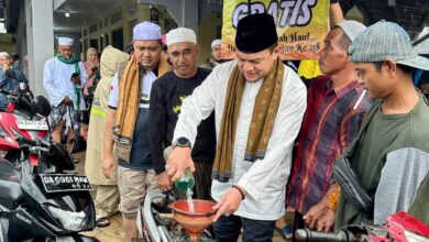 Dispora Kalsel Buka Warung Gratis Untuk Jemaah Haul Datu Kelampayan ke 218